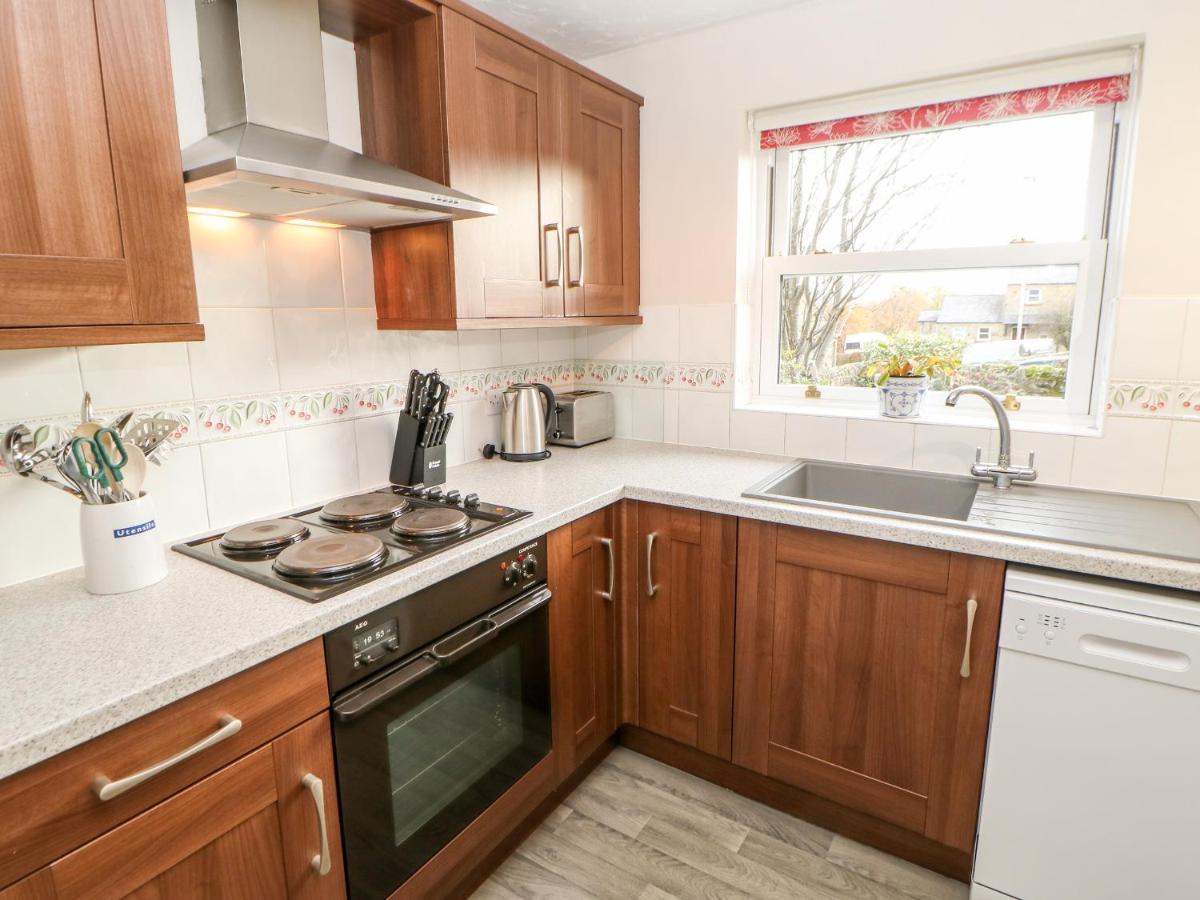 Cleeve Cottage Мидълхам Екстериор снимка