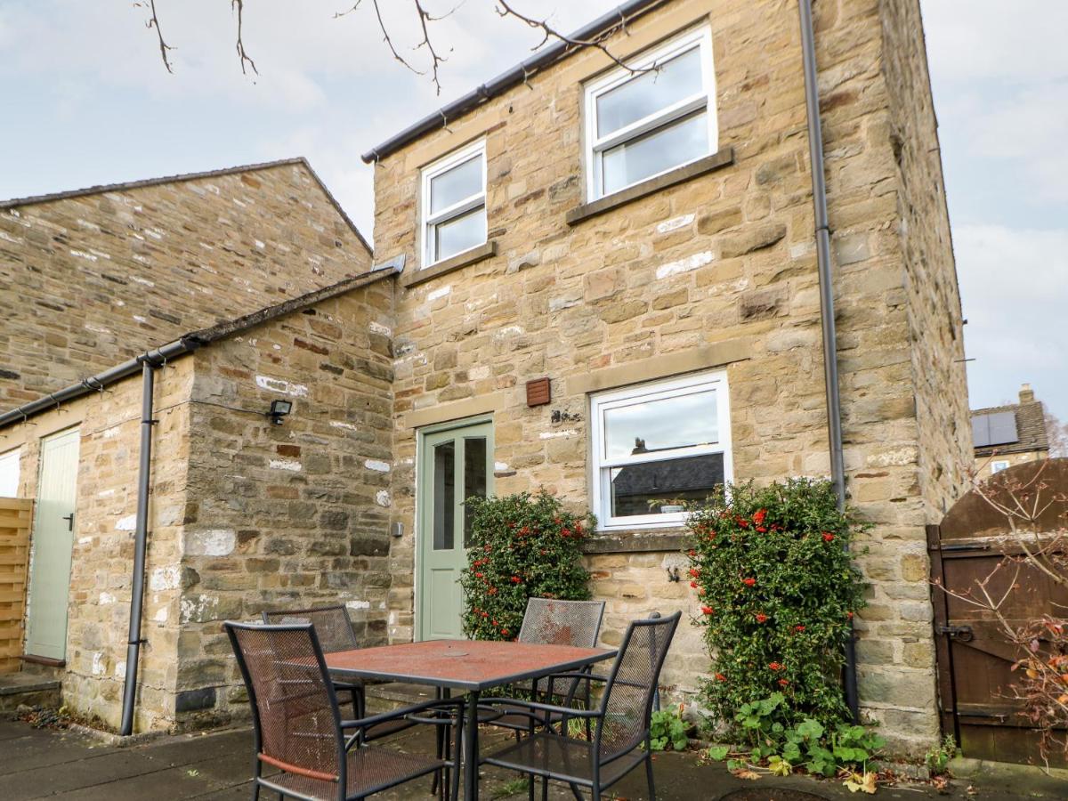 Cleeve Cottage Мидълхам Екстериор снимка