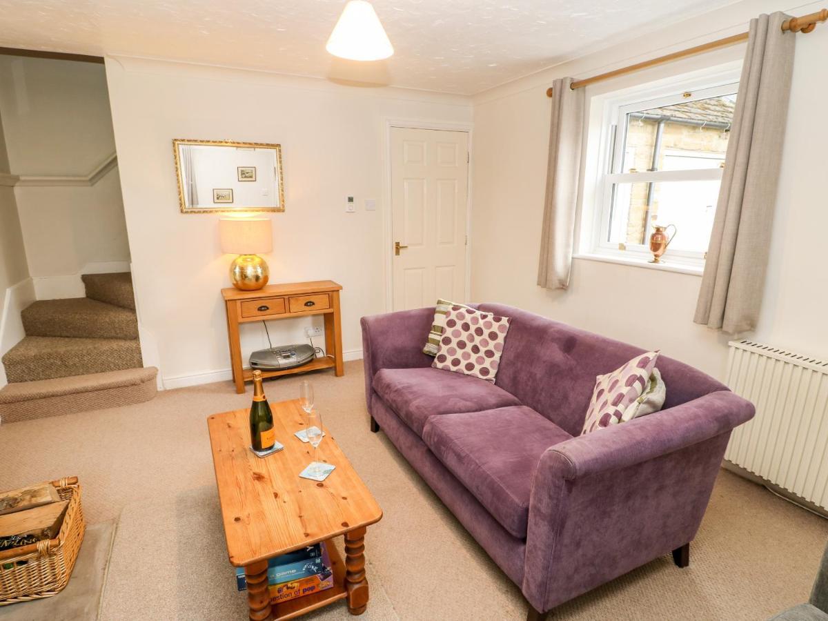 Cleeve Cottage Мидълхам Екстериор снимка